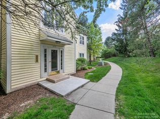 2215 S Huron Pkwy APT 4, Ann Arbor, MI 48104