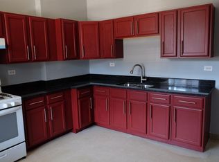 435 E 45th Pl APT 1, Chicago, IL 60653