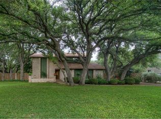 220 Hurst Creek Rd, Lakeway, TX 78734