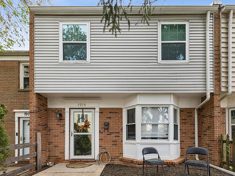 7974 Community Dr — Photo 2