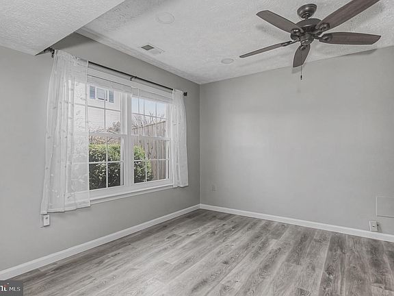 4th image of 6105 Hoskins Hollow Cir #A