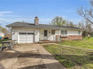 615 E Grant St, Ottawa, KS 66067