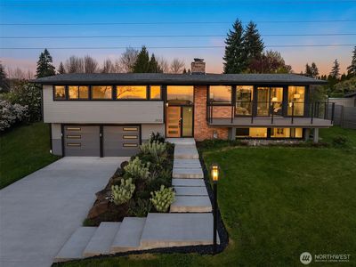 2032 123rd Avenue SE, Bellevue, WA, 98005