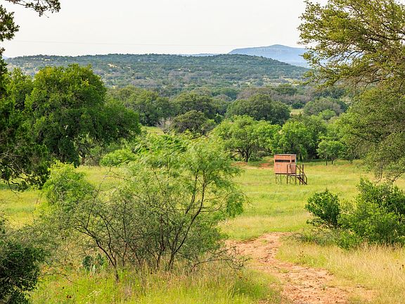 4th image of 3724 Ranch Road 3347