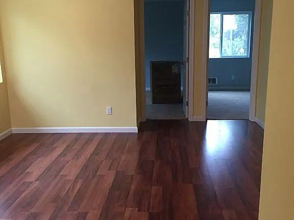 5th image of 10734 Lake City Way NE #B