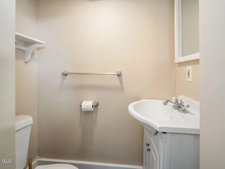 70 Willett St #1 — Photo 2
