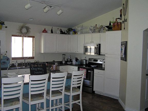 4th image of 39656 N Kristy Ln