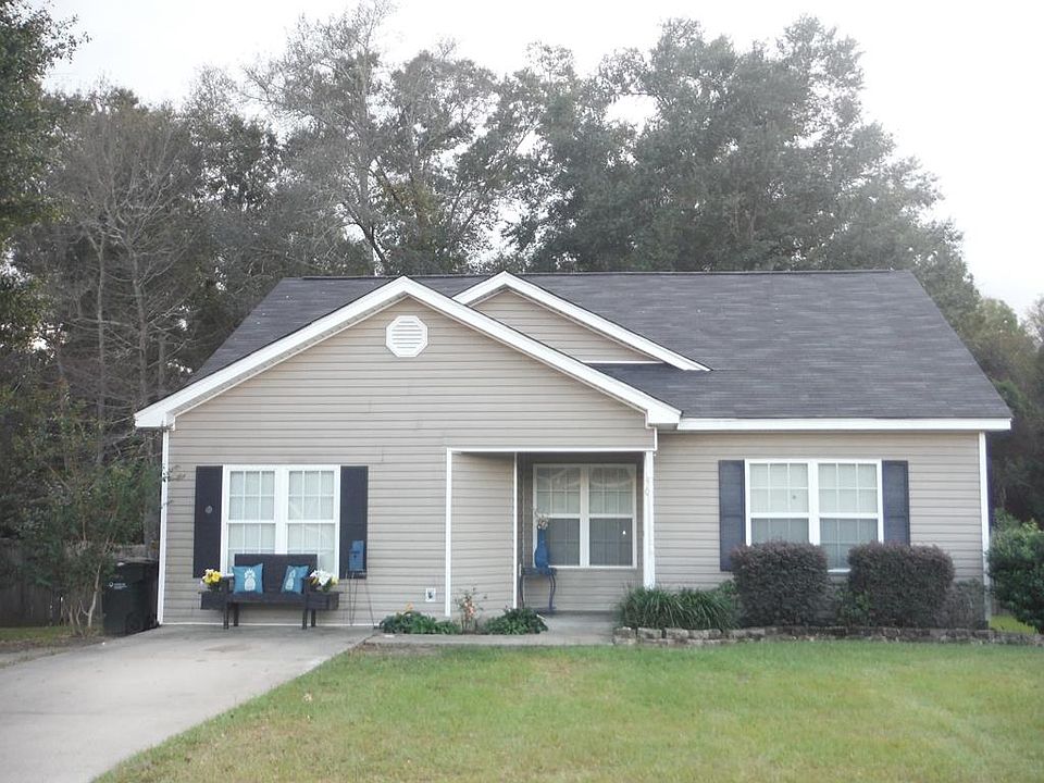 1st image of 130 Blue Springs Dr