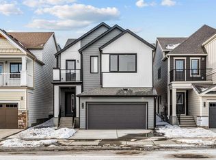 318 E Baneberry Way SW, Airdrie, AB T4B 5R9
