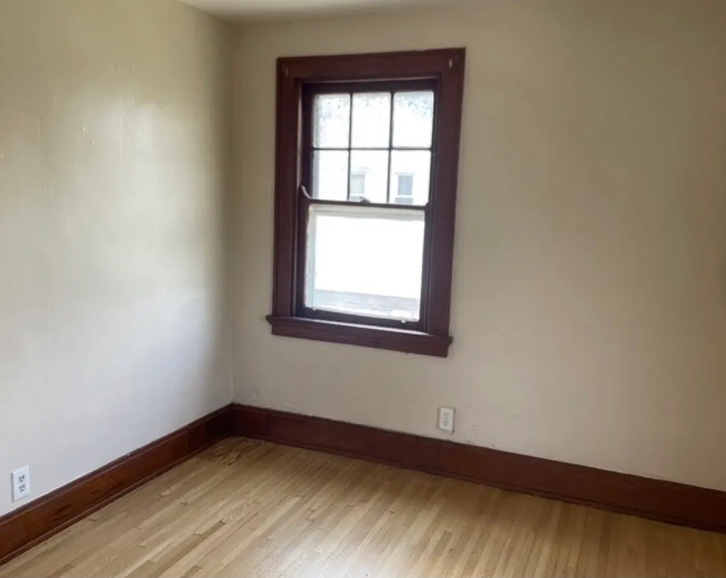 1 bed, 700 sqft, $950 — Photo 2