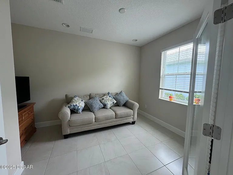 1016 Sea Shell Ct — Photo 9