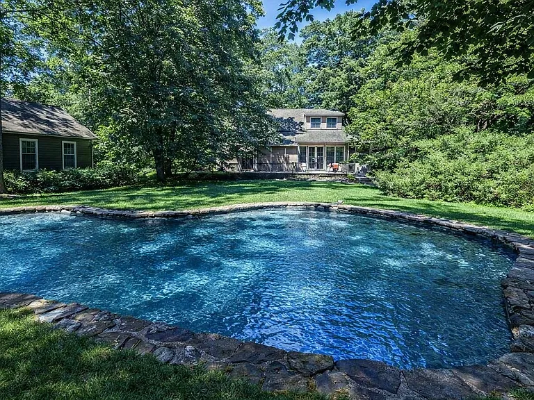 59 Edwards Hole Rd — Photo 4