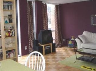 1610 Chimney House Rd #1610, Reston, VA 20190