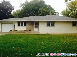 527 Holt Ave NW, Elk River, MN 55330