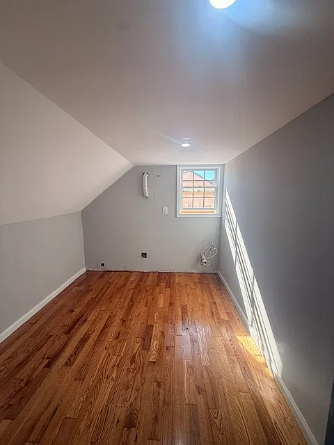 Studio, 400 sqft, $1,500 — Photo 3