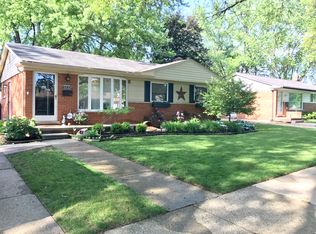 31641 Saint Martins St, Livonia, MI 48152