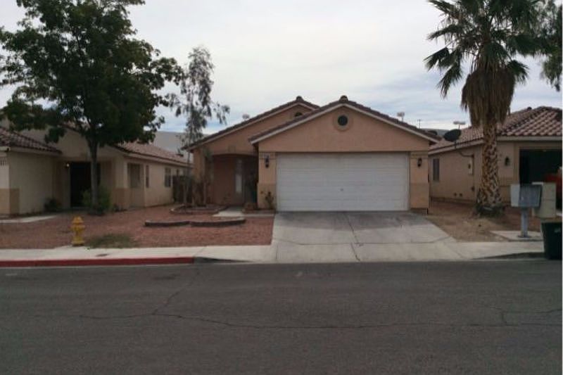 1st image of 7285 Golden Star Ave