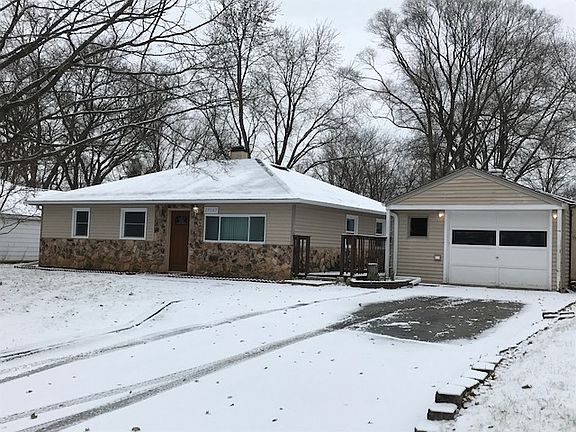 2nd image of 25147 W Lincoln Dr