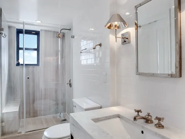 200 East 36th Street image 1 of 13