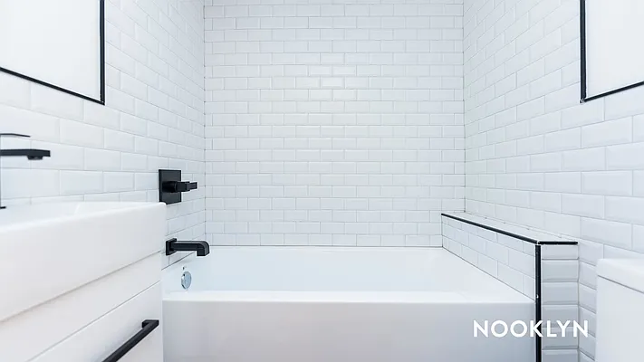 Rented by Nooklyn NYC LLC | media 24