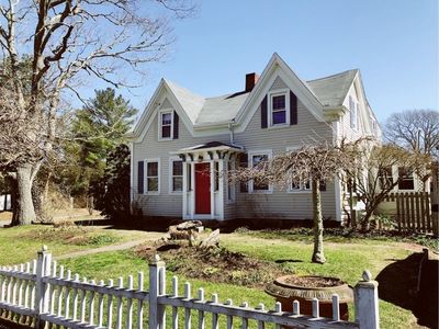 60 Acushnet Rd, Mattapoisett, MA, 02739