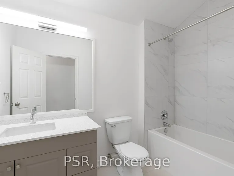 1355 Bayview Ave #CH3 — Photo 18