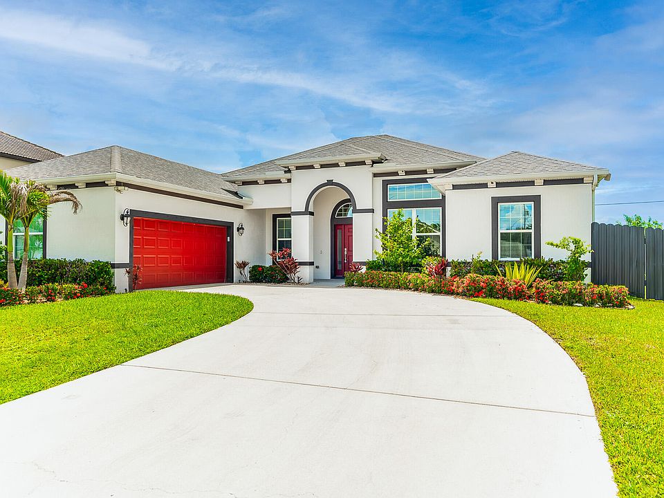 1st image of 1717 SW Catalonia Street
