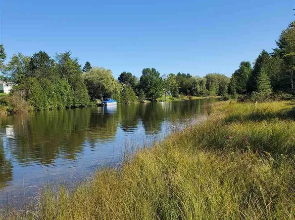 4804 Reflections Dr, Cheboygan, MI 49721