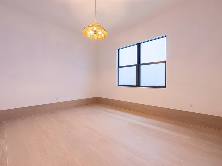 9597 Royal Palm Way — Photo 36