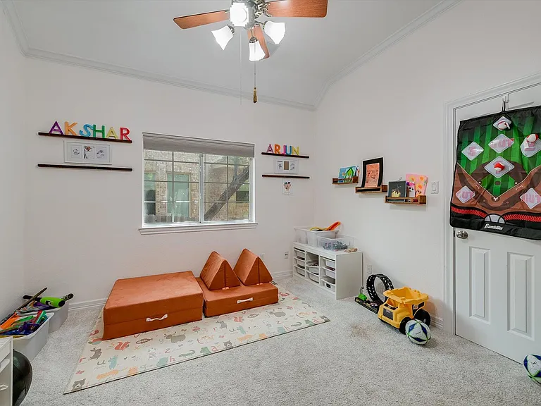 2404 Cliffs Edge Dr — Photo 19