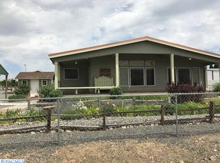 918 Orchard Dr SW, Mattawa, WA 99349