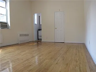 Rented by Siderow Residential Group