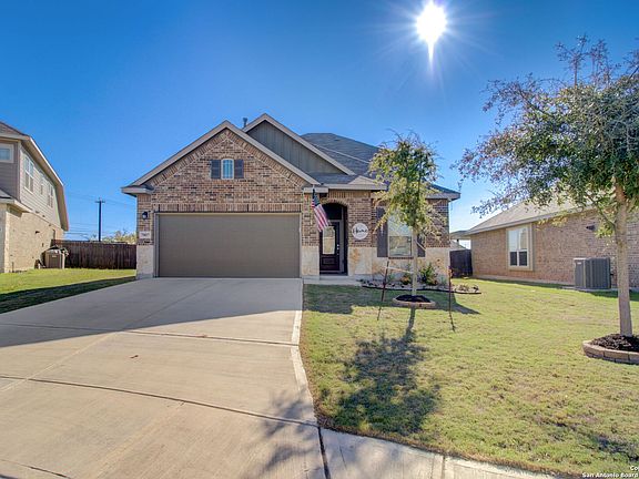 2nd image of 7807 Belmont Valley