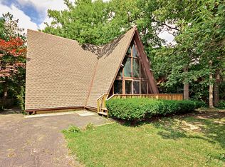 33380 N Lone Rock Rd, Grayslake, IL 60030