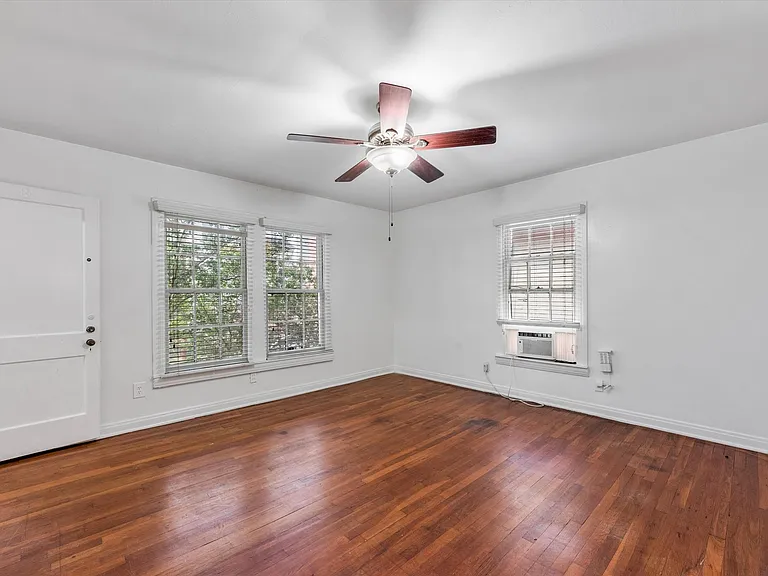 1849 Colquitt St #4 — Photo 6