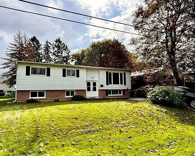 1st image of 355 Oak St