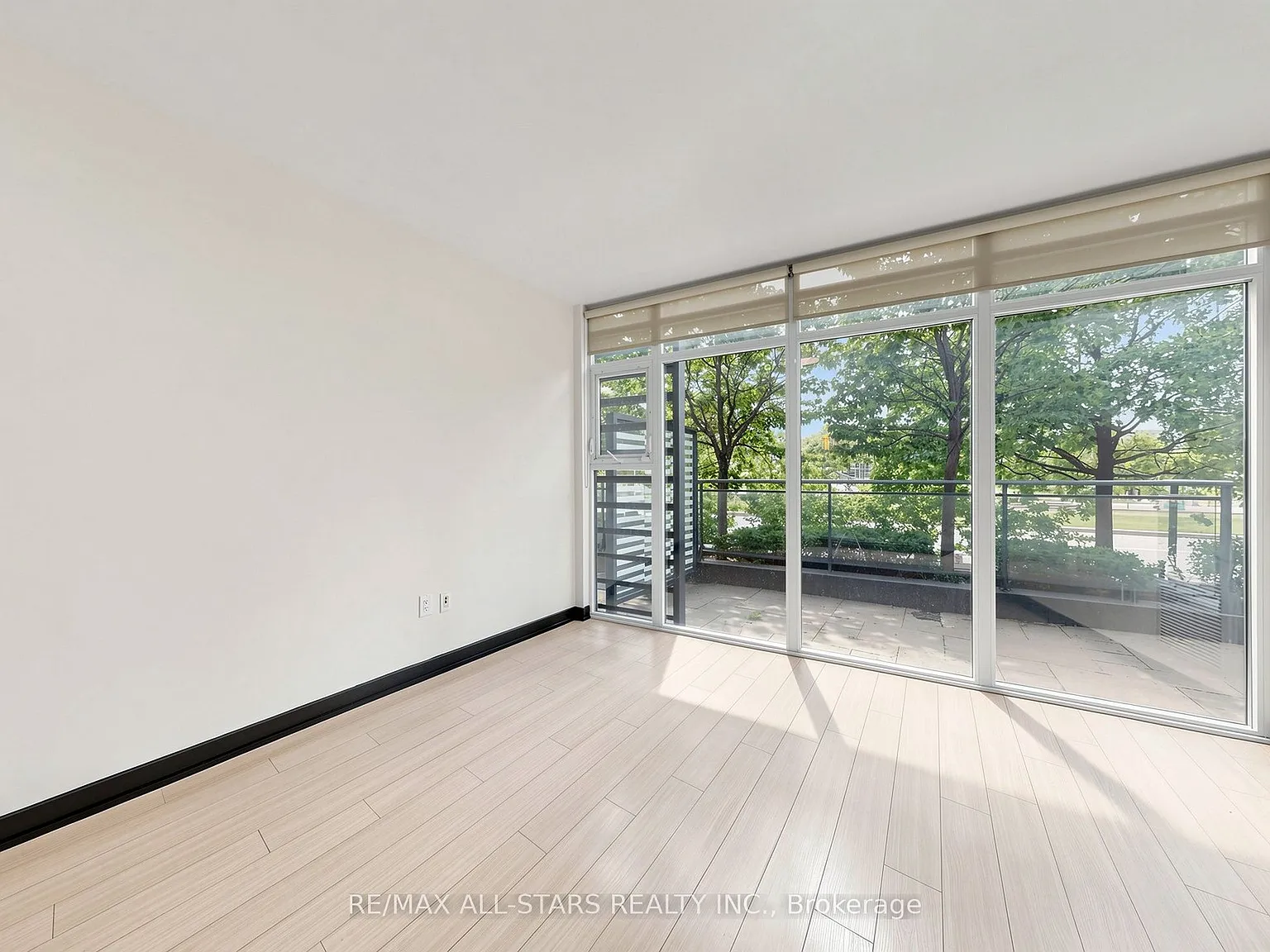 3 bed, $5,800 — Photo 3