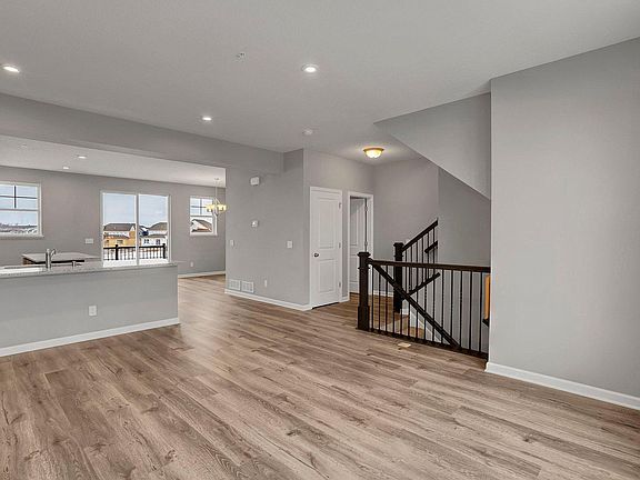 4th image of 6568 Joliet Ave S