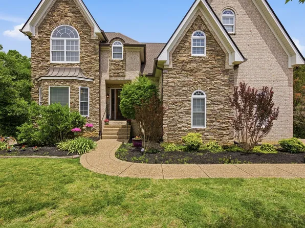 7106 Pleasant Grove Ct, Fairview, TN 37062