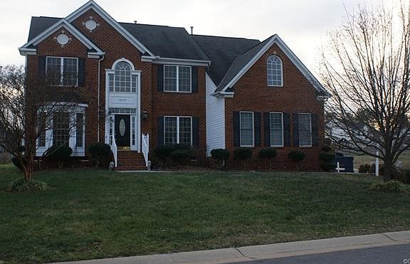 3rd image of 10757 Pruett Ln