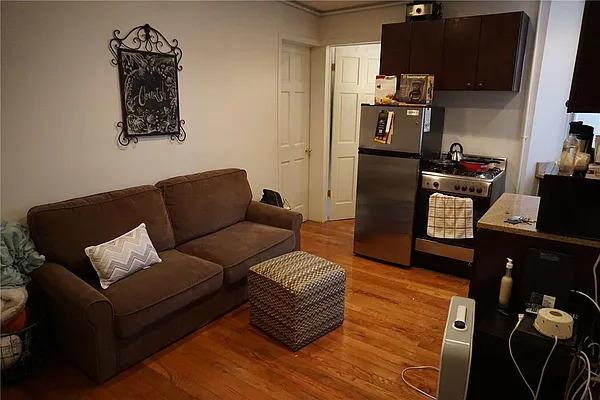 Rented by Platinum Properties | media 41