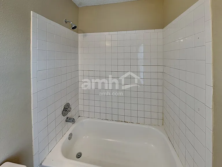 6806 Winterpath Dr — Photo 14