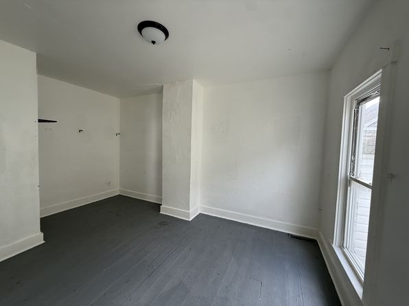 243 Chestnut Ave #1