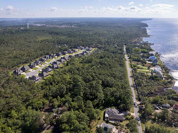 4th image of 5488 Soundside Dr