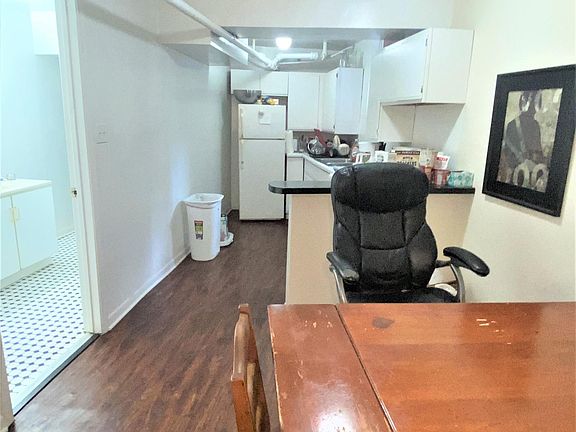 5th image of 2318 W Wilson Ave #G