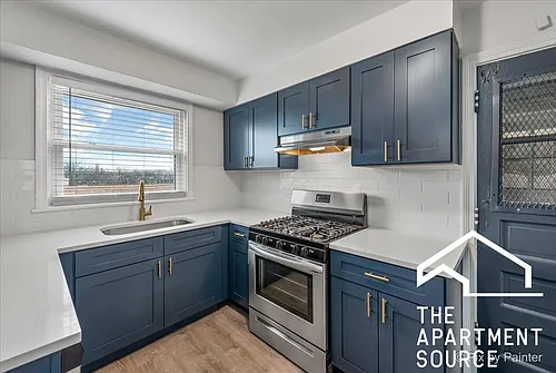 2727 W Berwyn Ave Photo 1 2727 W Berwyn Ave Photo 1