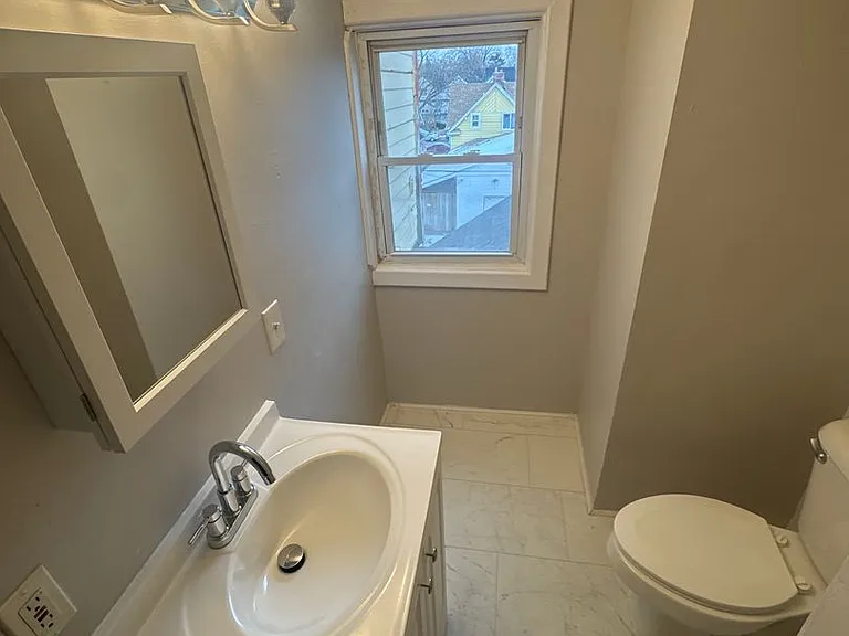 3153 Columbus Ave — Photo 5
