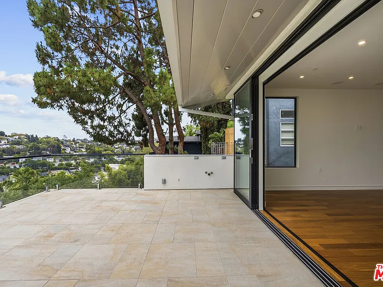 2388 Lyric Ave — Photo 14