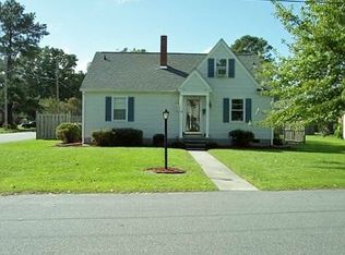 115 Grove St, Elizabeth City, NC 27909