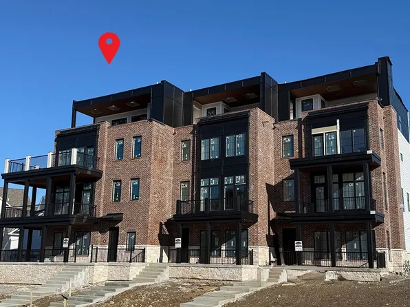 68 1st St, Oakmont, PA 15139